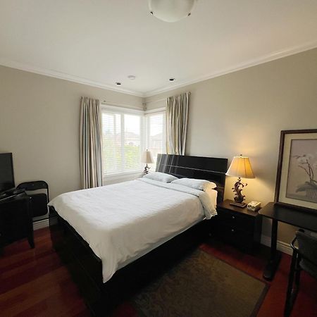 Lucky Room, A Comfortable Bedroom With Private Bathroom Close To Yvr ريتشموند، كولومبيا البريطانية المظهر الخارجي الصورة
